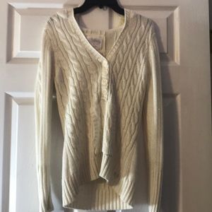 A White  Hoodie Sweater